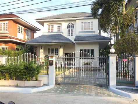 Houses for Sale in Bangkok